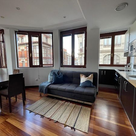 Atuaire Home Vivienda B Luminosa Parking Incluido En Plena Calle Comercial Burgo Eksteriør billede