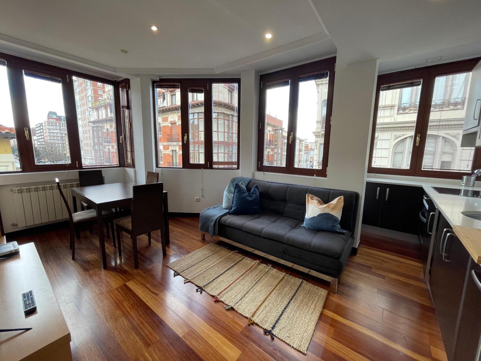 Atuaire Home Vivienda B Luminosa Parking Incluido En Plena Calle Comercial Burgo Eksteriør billede