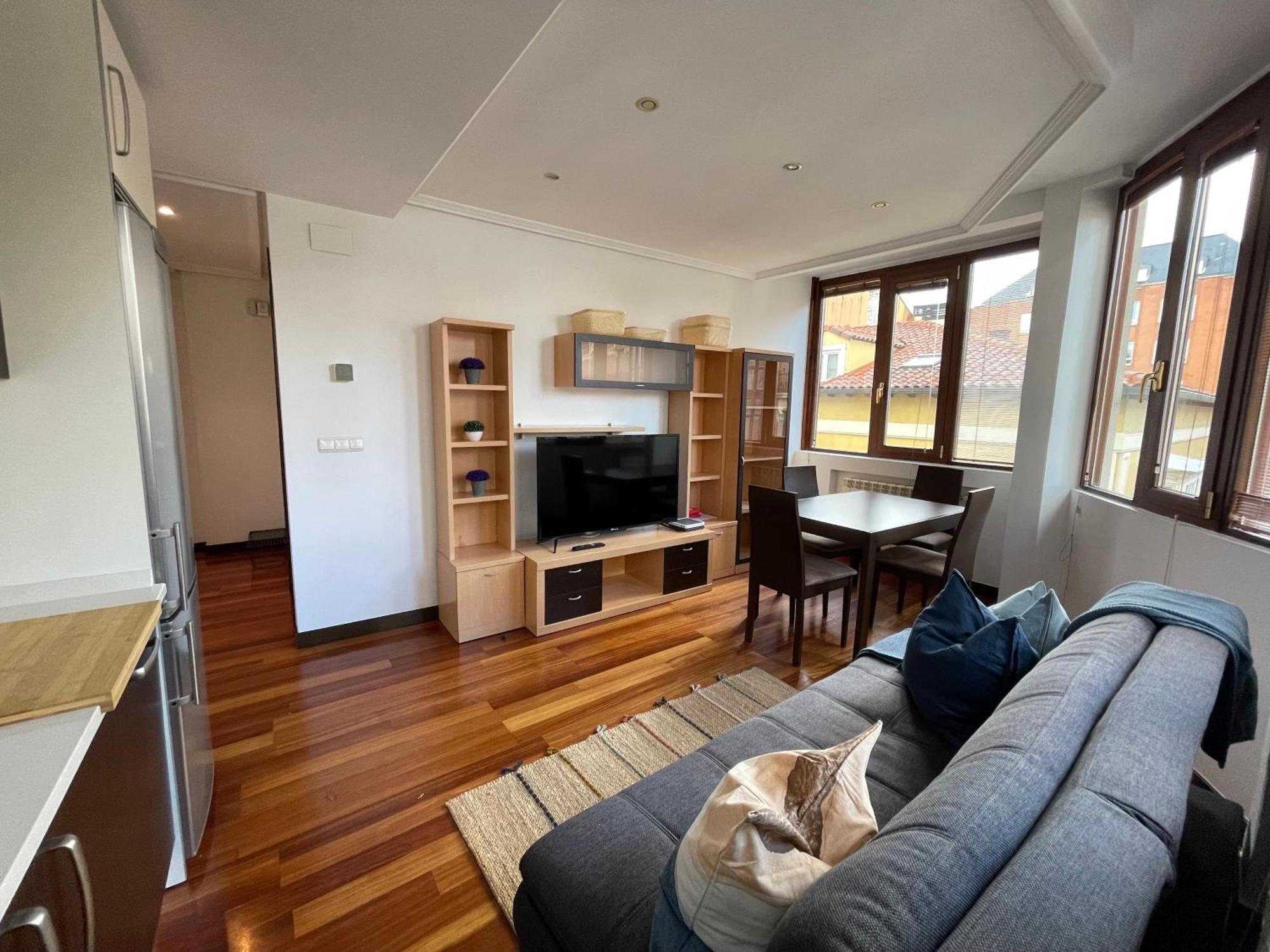 Atuaire Home Vivienda B Luminosa Parking Incluido En Plena Calle Comercial Burgo Eksteriør billede